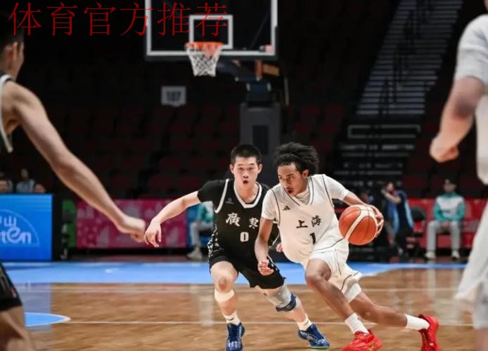 男篮全运又一大冷门！争冠大热惨遭东道主掀翻：广东逆袭杀进决赛